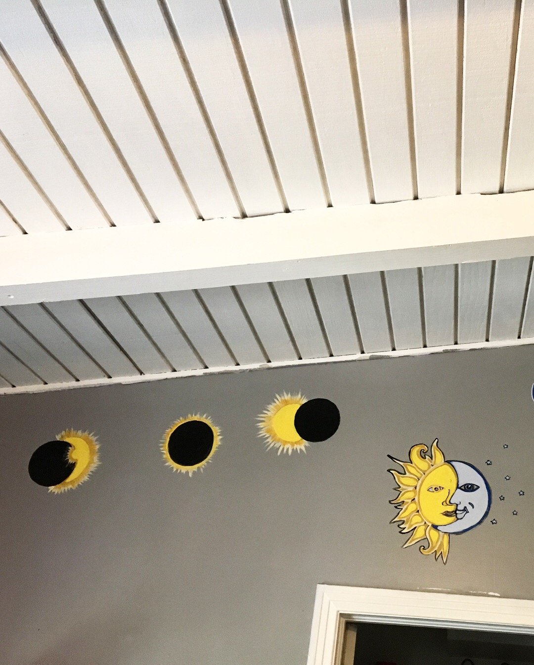 Sun and Moon Hostel Mural 3